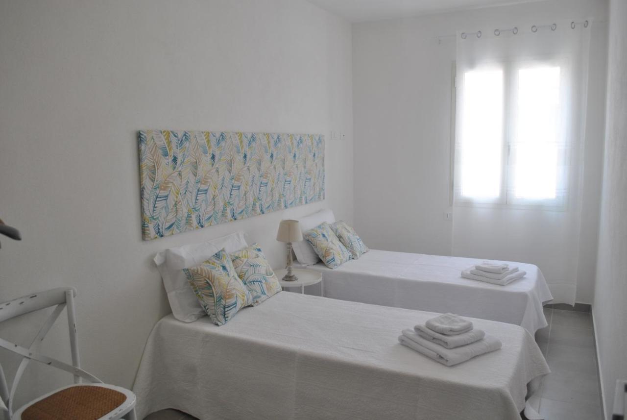 Casa Lory - Appartamento Con 2 Camere In Centro Abitato Орозеи Экстерьер фото